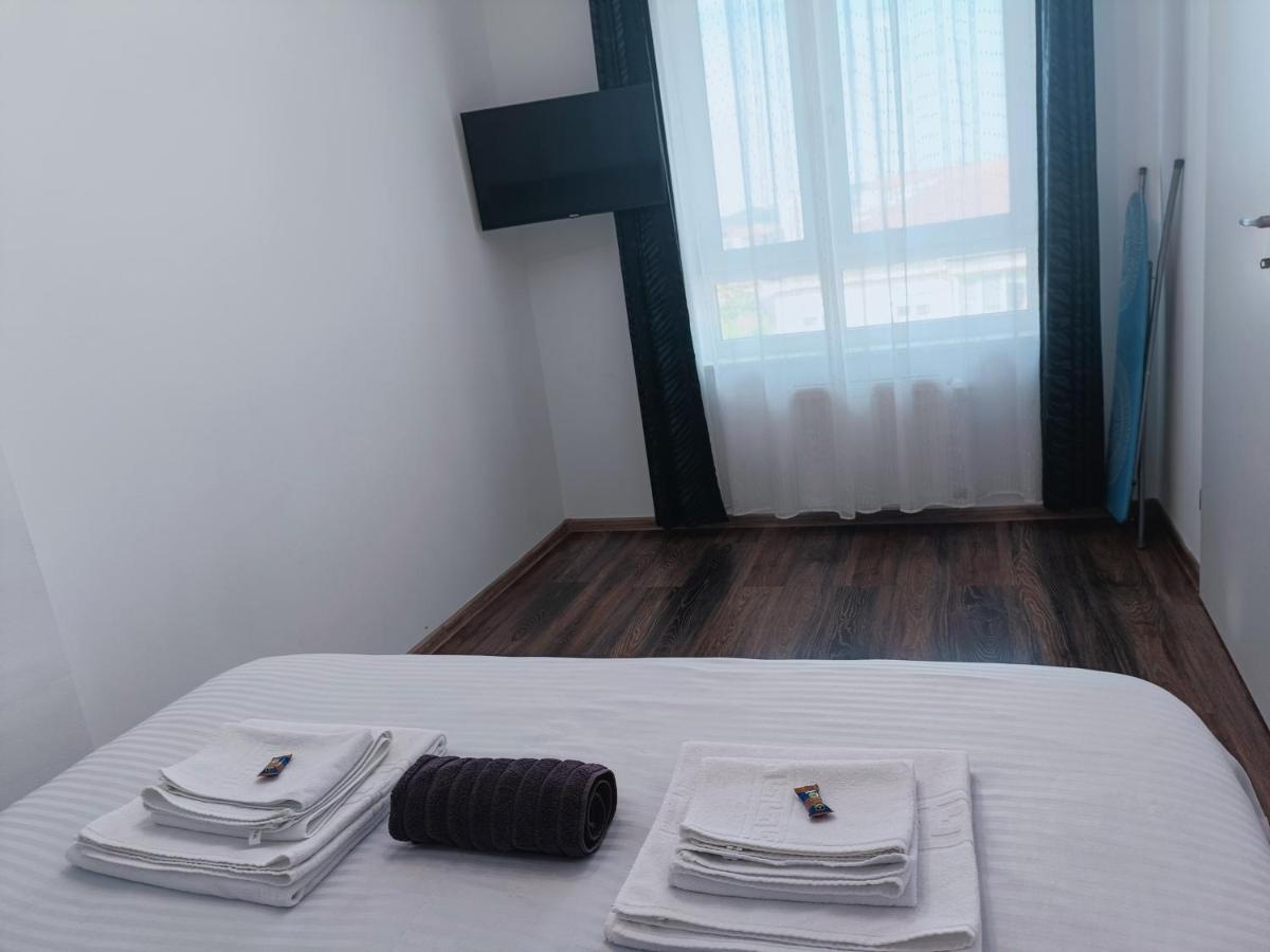 Christopher Apartment Oradea Luaran gambar